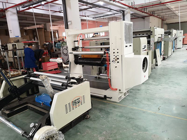 勝昌卷料燙金機(jī)成品率高，應(yīng)用范圍廣