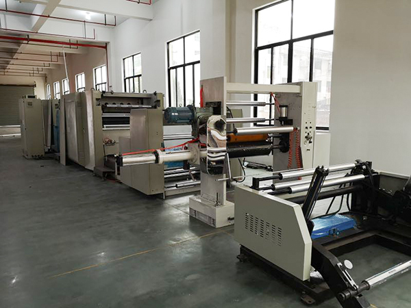 勝昌卷料燙金機(jī)成品率高，應(yīng)用范圍廣